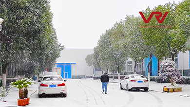 VRV приветствует первый снег в 2024 году
    